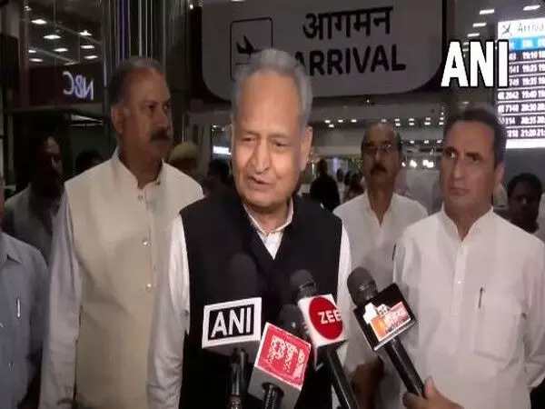 Ashok Gehlot ने भविष्यवाणी की कि हरियाणा चुनाव में कांग्रेस का तूफान जीत सुनिश्चित करेगा