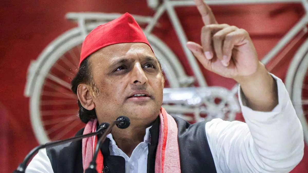 लद्दाख की रक्षा के संघर्ष में लोग सोनम वांगचुक के साथ हैं: Akhilesh