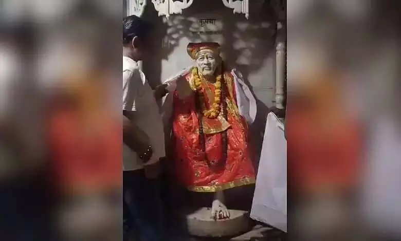 UP: मंदिरों से साईं बाबा की मूर्तियां हटाने के मामले में हिंदू संगठन प्रमुख हिरासत में