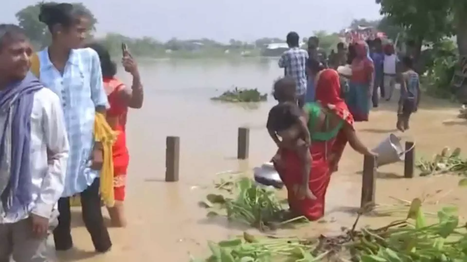 Bihar: खड़गे ने केंद्र और राज्य सरकार से राहत और बचाव कार्य में तेजी लाने को कहा