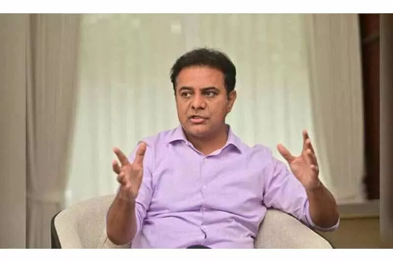 अडानी की कांग्रेस मंत्री के साथ गुप्त बैठक: KTR