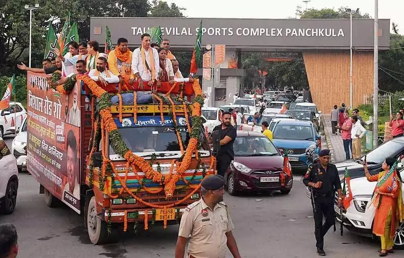 Chandigarh: केंद्रीय मंत्री ने कांग्रेस को ‘दलित विरोधी’ बताया