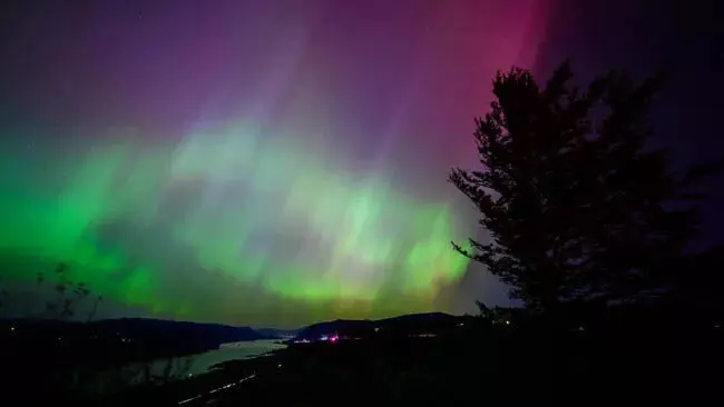 Aurora Alert: इलिनोइस और ओरेगन तक उत्तरी रोशनी चमकने की सम्भावना