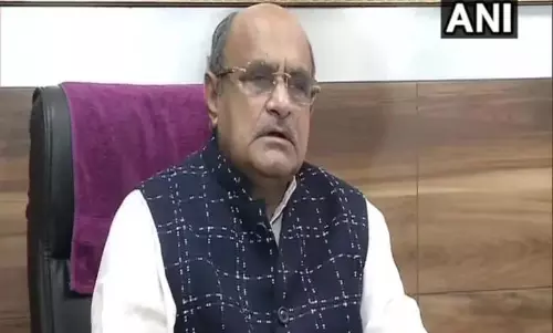 KC Tyagi ने गोमांस प्रतिबंध पर जाकिर नाइक के बयान का स्वागत किया KC Tyagi ने गोमांस प्रतिबंध पर जाकिर नाइक के बयान का स्वागत किया