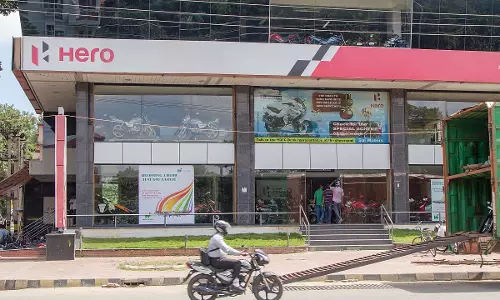 सितंबर में दोपहिया वाहन निर्माताओं की बिक्री में दोहरे अंकों में वृद्धि दर्ज की गई