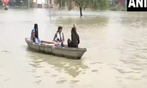 UP: राप्ती नदी खतरे के निशान से ऊपर बह रही, 30 गांव प्रभावित UP: राप्ती नदी खतरे के निशान से ऊपर बह रही, 30 गांव प्रभावित