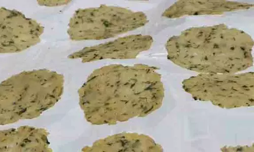 फलाहारी: व्रत के लिए बनाएं फलाहारी पापड़ फलाहारी: व्रत के लिए बनाएं फलाहारी पापड़