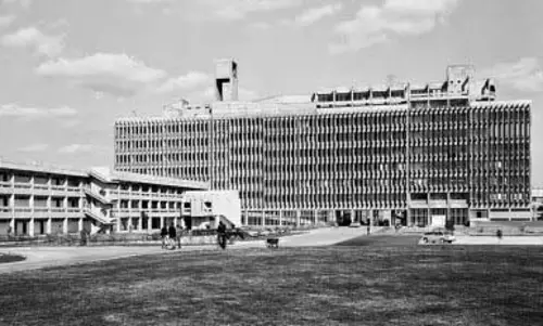 IIT-GATE पहली बार 1983 में दो स्ट्रीम के लिए आयोजित किया गया था