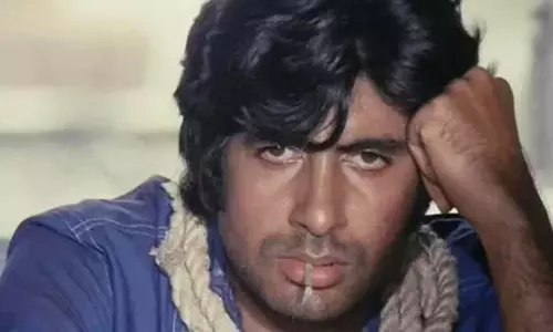 Amitabh Bachchan बहुत ज़्यादा धूम्रपान करते थे और 200 सिगरेट पीते Amitabh Bachchan बहुत ज़्यादा धूम्रपान करते थे और 200 सिगरेट पीते