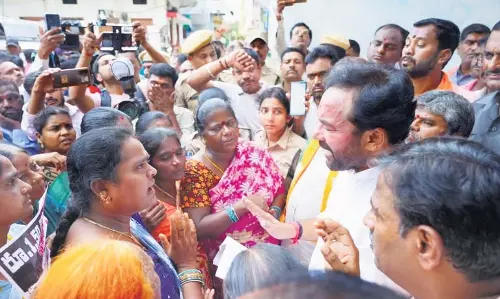Kishan Reddy: सरकार को गरीबों के घर तोड़ने का कोई अधिकार नहीं