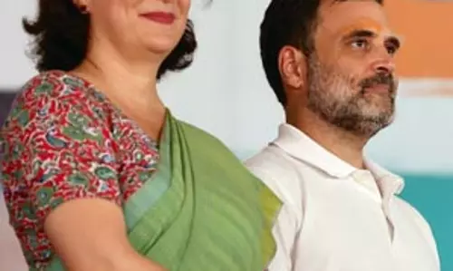 राहुल और प्रियंका गांधी ने शारदीय नवरात्रि की शुभकामनाएं दीं राहुल और प्रियंका गांधी ने शारदीय नवरात्रि की शुभकामनाएं दीं
