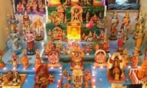 Navaratri in Chennai: परंपरा, रचनात्मकता और सामुदायिक भावना का उत्सव