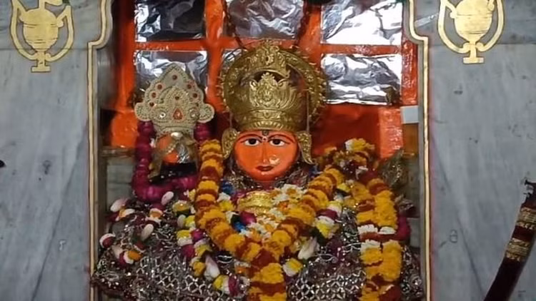 Jaipur: नवरात्रि के पहले दिन ज्वाला माता मंदिर में श्रद्धालुओं की भारी भीड़