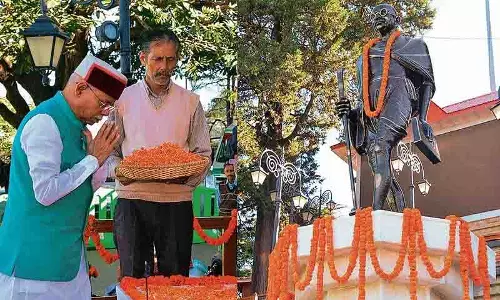 Himachal : राज्यपाल, कांग्रेस अध्यक्ष ने महात्मा गांधी, शास्त्री को श्रद्धांजलि दी