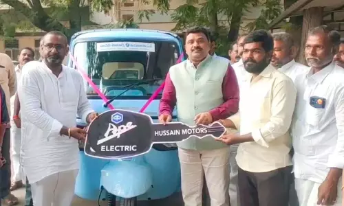 कलेक्टर, MLA ने पुच्चकायालमडा गांव के लिए सीएम नायडू के वादे पूरे किए कलेक्टर, MLA ने पुच्चकायालमडा गांव के लिए सीएम नायडू के वादे पूरे किए