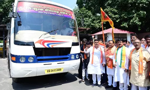 मां बम्लेश्वरी धाम की निःशुल्क यात्रा, श्रद्धालुओं की एक टोली रवाना मां बम्लेश्वरी धाम की निःशुल्क यात्रा, श्रद्धालुओं की एक टोली रवाना