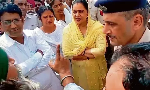 Haryana : भाजपा की सुनीता दुग्गल का पीछा किया गया