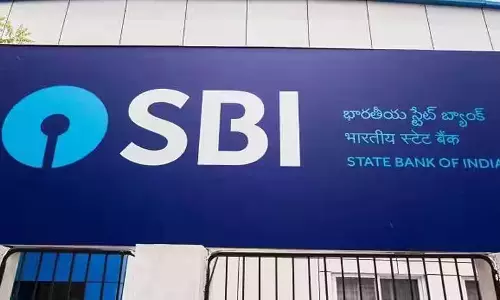 SBI शेयर में -1.04% की गिरावट