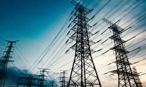 Power Grid के शेयर में -2.15% की गिरावट