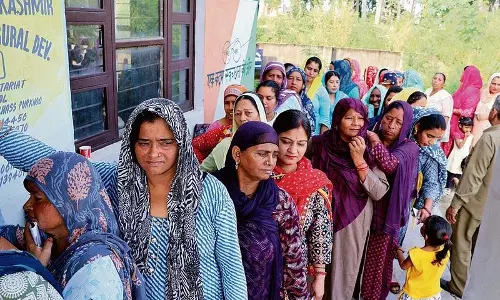 J&K में तीसरे चरण में मतदान प्रतिशत संशोधित होकर 69.65% हुआ
