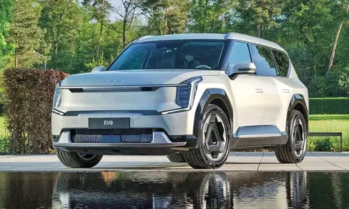 ADAS, मसाज सीटें Kia EV9 को भारत में लॉन्च किया गया