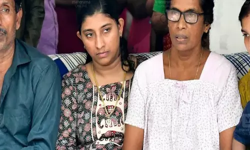 KERALA : अर्जुन के परिवार ने ट्रक मालिक मनाफ पर उनकी मौत का इस्तेमाल प्रसिद्धि पाने के लिए करने का आरोप KERALA : अर्जुन के परिवार ने ट्रक मालिक मनाफ पर उनकी मौत का इस्तेमाल प्रसिद्धि पाने के लिए करने का आरोप