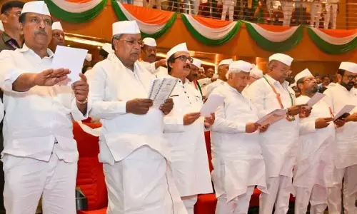 CM: हमारे देश को गोडसे का भारत बनाने की भाजपा की साजिश को परास्त करें CM: हमारे देश को गोडसे का भारत बनाने की भाजपा की साजिश को परास्त करें