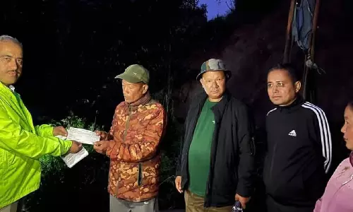 Sikkim : सोरेंग जिला प्रशासन ने दारमदीन निर्वाचन क्षेत्र के भूस्खलन प्रभावित
