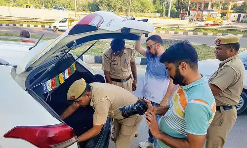 Chandigarh: मतदान से पहले 2,200 सुरक्षाकर्मी तैनात किये जायेंगे