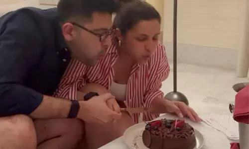 Parineeti Chopra ने पति के साथ मालदीव में रोमांटिक छुट्टियां मनाईं