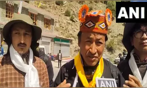 सोनम वांगचुक को नजरबंदी से रिहा किया गया, पुलिस निषेधाज्ञा संशोधित की गई: SG ने Delhi HC से कहा