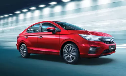 Honda की इस लोकप्रिय सेडान पर सुपर डिस्काउंट