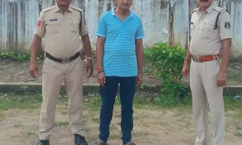 धान खरीदी केंद्र में 49 लाख की हेराफेरी, प्रभारी की हुई गिरफ्तारी