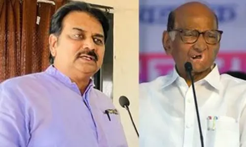 BJP के हर्षवर्धन पाटिल ने शरद पवार से मुलाकात की