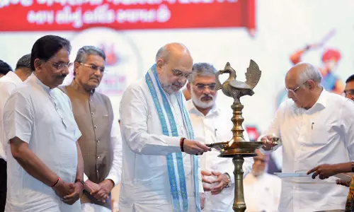 अमित शाह ने वाइब्रेंट गुजरात नवरात्रि महोत्सव का किया उद्घाटन