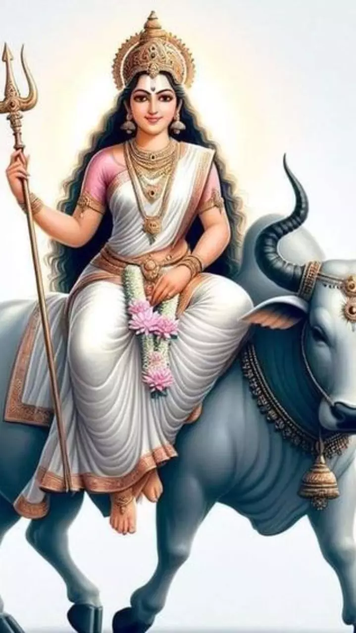 नवरात्रि के प्रथम दिन मां शैलपुत्री की विधिवत पूजा