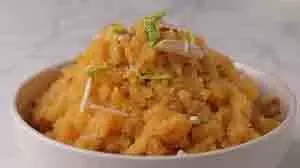 Moong Dal Halwa Recipe:  15 मिनट में बनाएं, मिलेगा पारंपरिक स्वाद