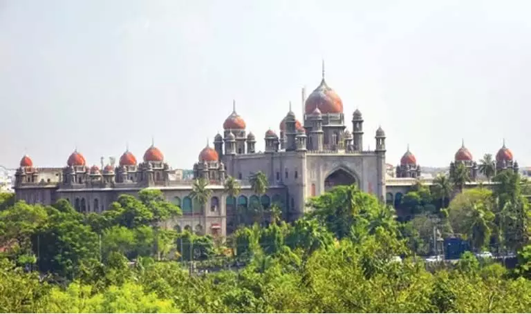 Telangana HC ने विधायकों के दलबदल मामले में एकल न्यायाधीश के आदेश पर रोक लगाने से इनकार कर दिया