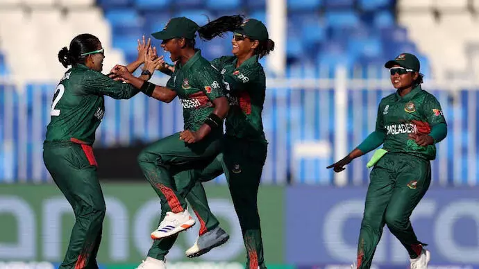 Naheeda Akhtar ने T20I में 100 विकेट लिए