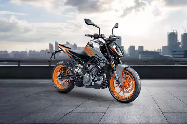 नई KTM 200 Duke लॉन्च हो गई