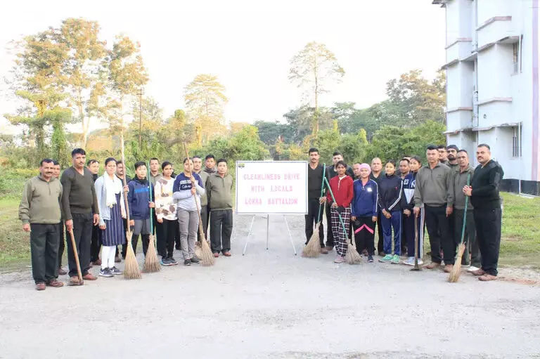 Assam  राइफल्स ने लोकरा में स्वच्छता पखवाड़ा अभियान का सफलतापूर्वक आयोजन किया