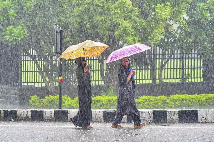 भारत की मौसम पूर्वानुमान प्रौद्योगिकियों के वस्तुनिष्ठ मूल्यांकन की आवश्यकता पर संपादकीय