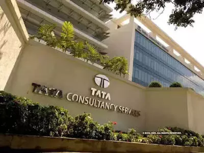 TCS का शेयर 0.34% बढ़ा