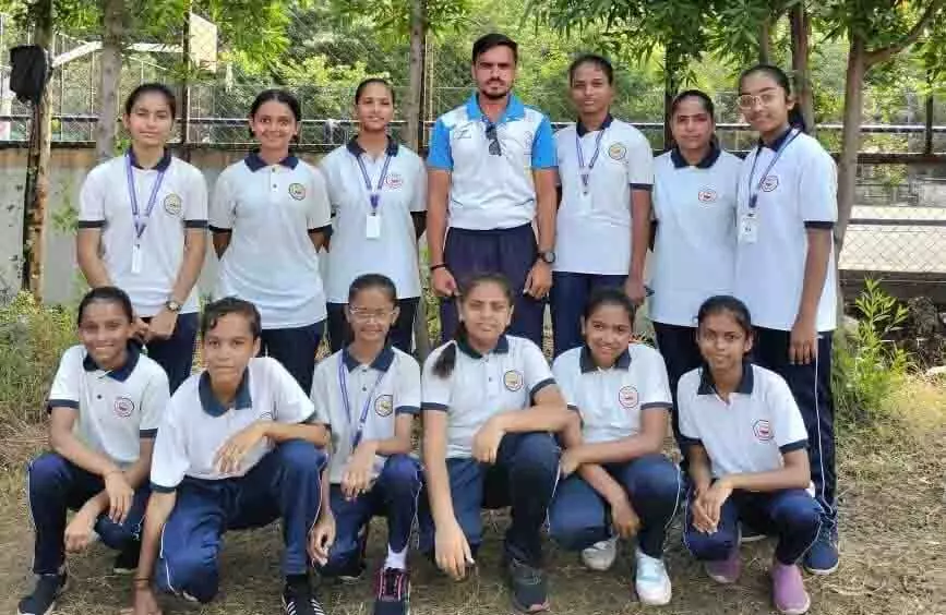 स्वामिनारायण गुरुकुल पब्लिक स्कूल अंकलेश्वर की छात्राओं का Volleyball प्रतियोगिता में गजब प्रदर्शन