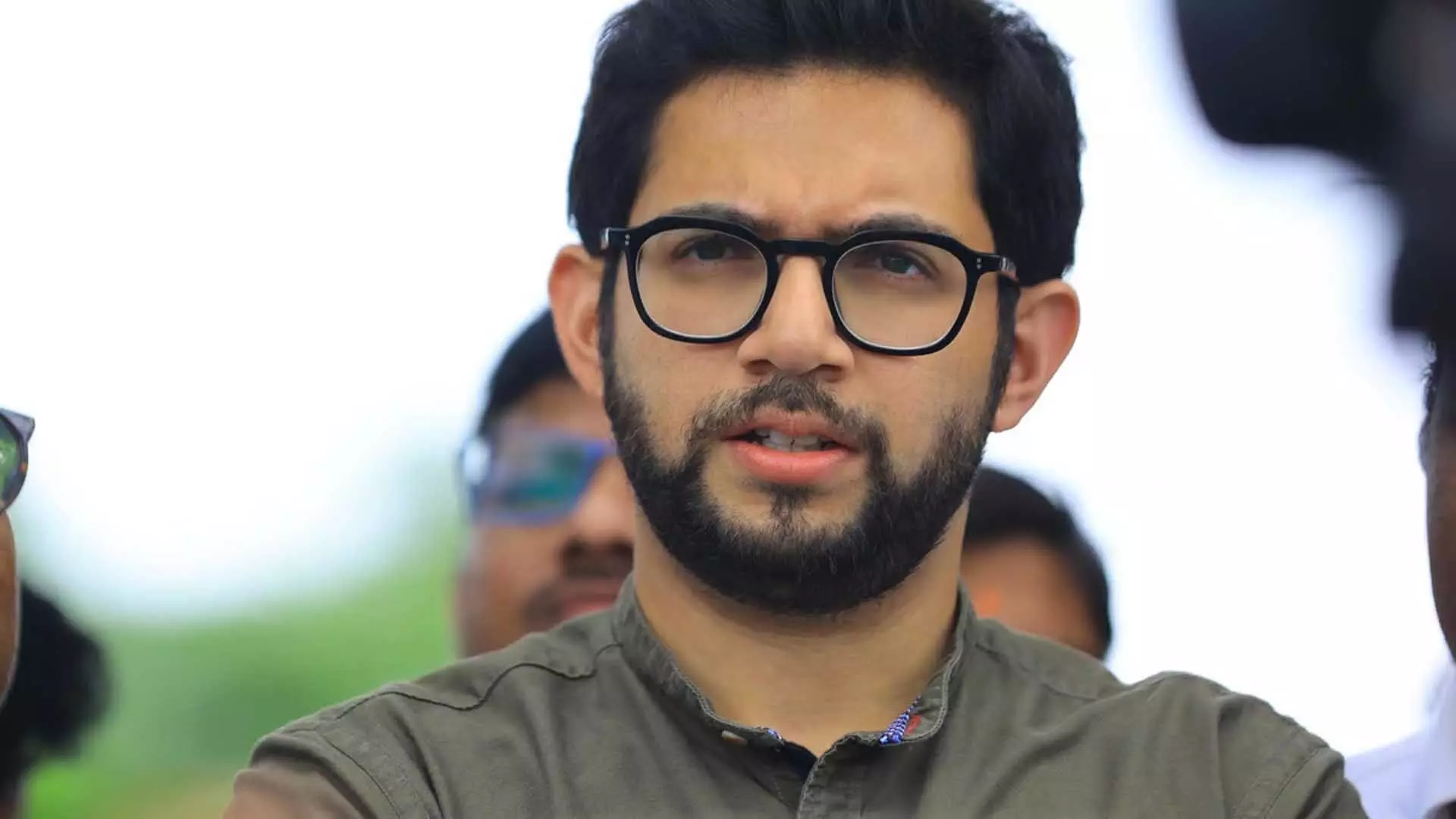 Aditya Thackeray ने राज्य मंत्रिमंडल द्वारा स्वीकृत परियोजनाओं पर सवाल उठाए