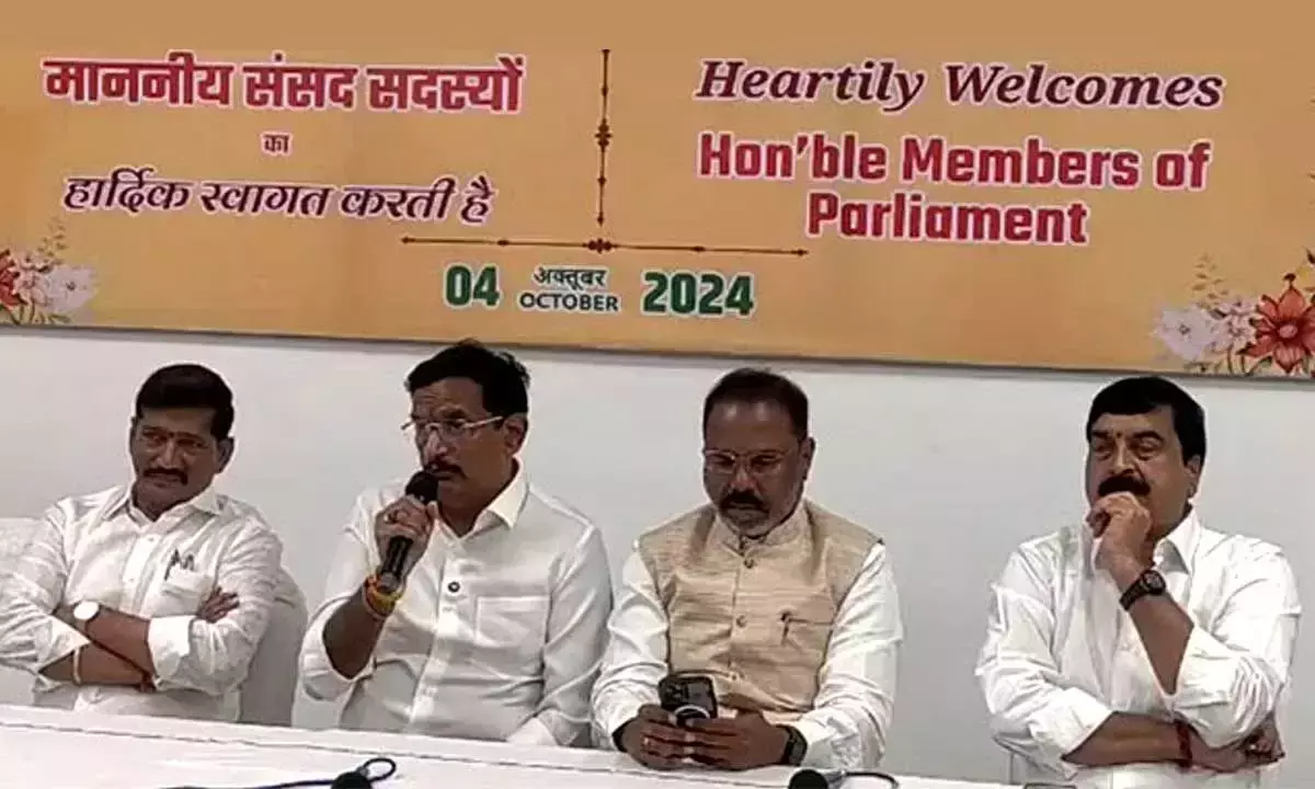 केंद्रीय मंत्री और TDP सांसदों की सच्चरगाम बैठक में यूपी में लंबित रेलवे परियोजनाओं पर चर्चा