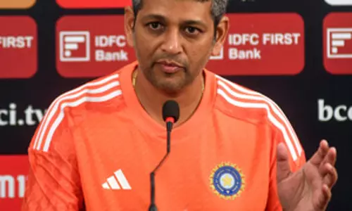 महिला टी20 विश्व कप में तीसरे क्रम पर बल्लेबाजी करेंगी हरमनप्रीत कौर: कोच अमोल मजूमदार महिला टी20 विश्व कप में तीसरे क्रम पर बल्लेबाजी करेंगी हरमनप्रीत कौर: कोच अमोल मजूमदार