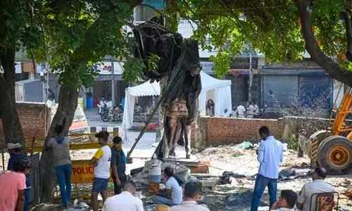 DDA ने रानी झांसी की मूर्ति को ईदगाह पार्क में स्थानांतरित किया DDA ने रानी झांसी की मूर्ति को ईदगाह पार्क में स्थानांतरित किया