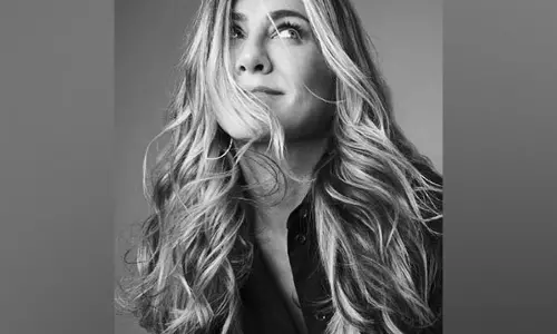 Jennifer Aniston ने बराक ओबामा के साथ गुप्त रोमांस सहित अपनी सबसे अपमानजनक अफवाहों के बारे में खुलकर बात की Jennifer Aniston ने बराक ओबामा के साथ गुप्त रोमांस सहित अपनी सबसे अपमानजनक अफवाहों के बारे में खुलकर बात की