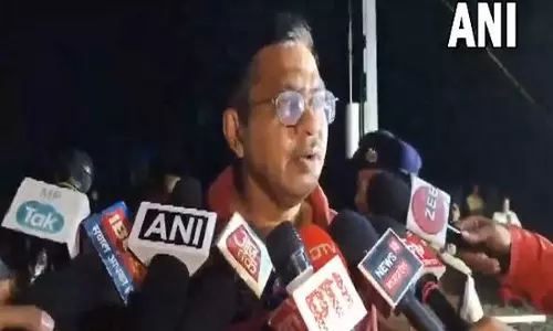 MP :दिल्ली-मुंबई मार्ग पर मालगाड़ी के 3 डिब्बे पटरी से उतरे MP :दिल्ली-मुंबई मार्ग पर मालगाड़ी के 3 डिब्बे पटरी से उतरे